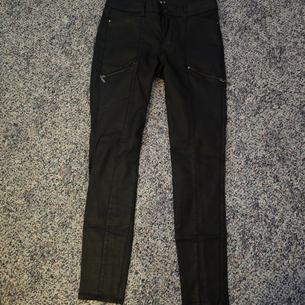 WHBM skinny Coated Denim Black